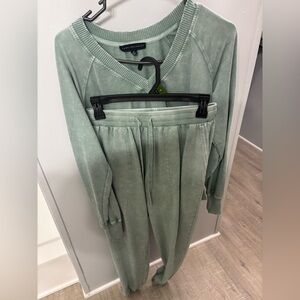 Brand new set without tags